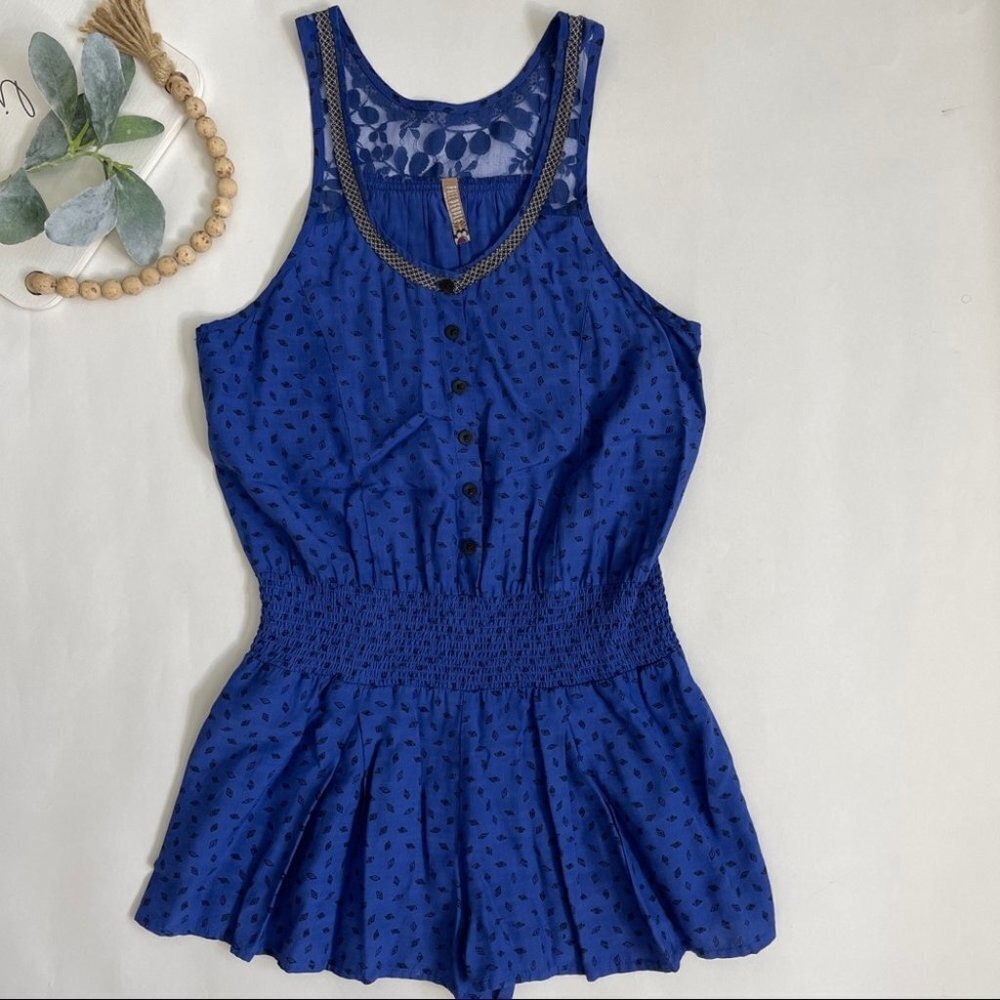 Free People  Blue Romper  lace Details   SZ 0